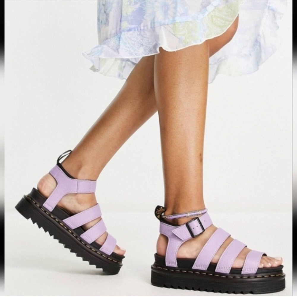 Doc Martens Blaire Flatform Sandals in Lilac Pisa